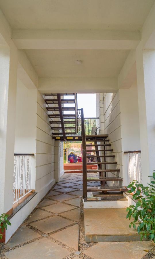 Marine Studios By Le Pension Stays Marmagao Exterior foto